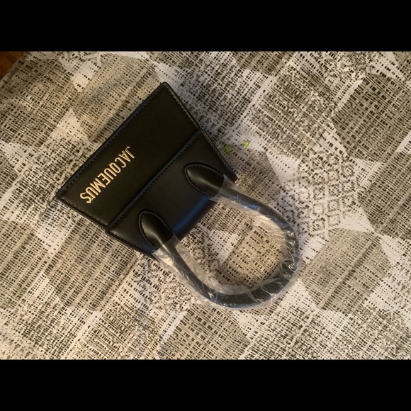 Jacquemus Handbag - Picture 2 of 3
